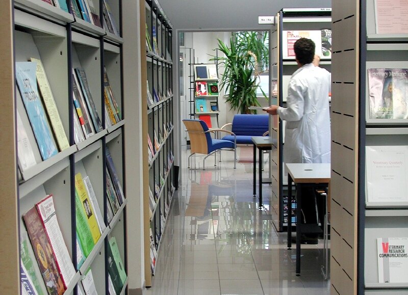 Biblioteca dell'I.Z.S. della Lombardia e dell'Emilia Romagna (Brescia) Biblioteca dell'I.Z.S. della Lombardia e dell'Emilia Romagna (Brescia)